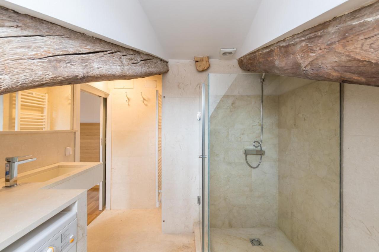 Apartamento Chueca Duplex II En มาดริด ภายนอก รูปภาพ
