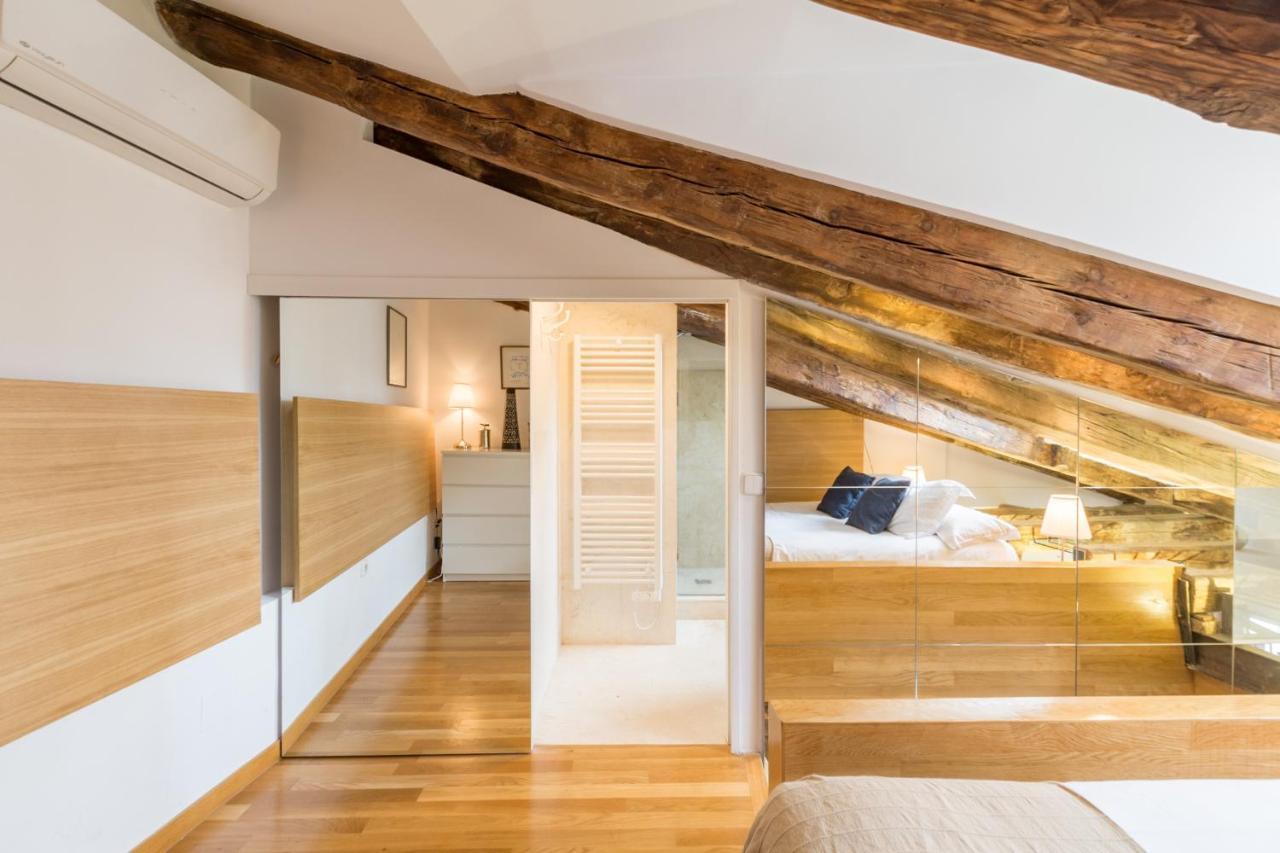 Apartamento Chueca Duplex II En มาดริด ภายนอก รูปภาพ